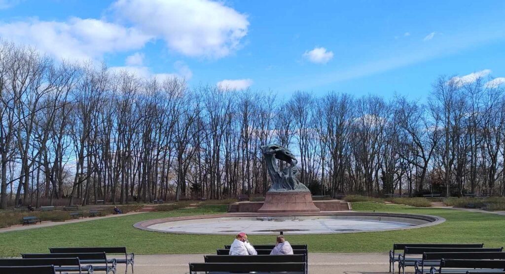 Statua di Chopin in Parco Łazienki, Varsavia. Meridiano13/Oscar Luigi Guccione