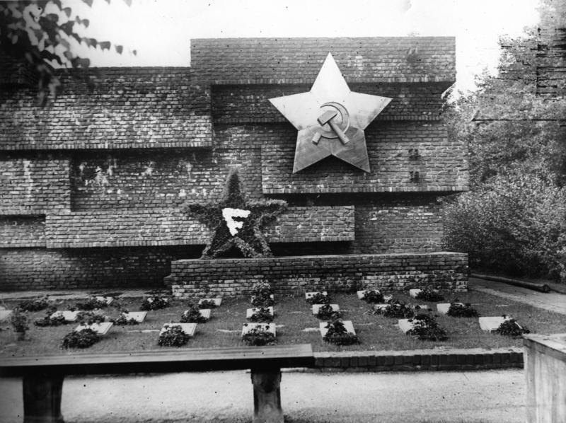 Zentralfriedhof Friedrichsfelde cimitero dei socialisti